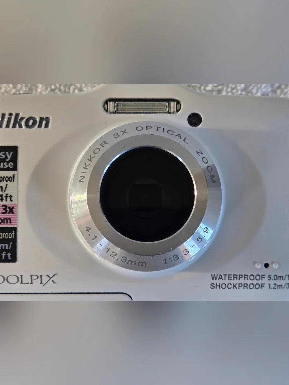 Nikon Coolpix S31 Digital Camera White Waterproof 10.1 MP W/Battery *TESTED*